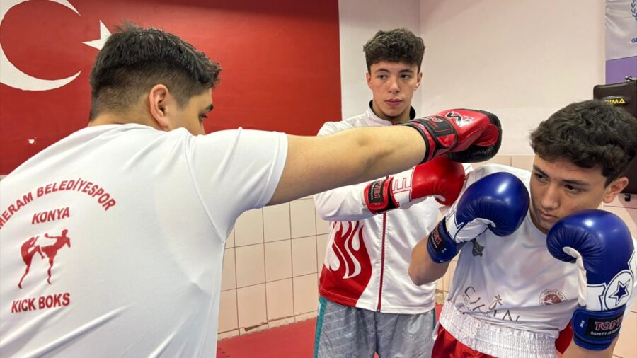 Kaygı bozukluğu sorununu yenmek için başladığı kick boksta milli sporcu olmayı başardı