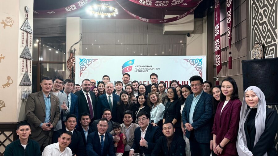Kazakistan’da Türkiye mezunları iftarda bir araya geldi