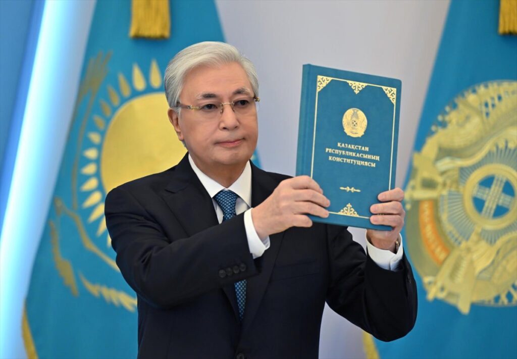 Kazakistan’da yeni anayasa resmen kabul edildi