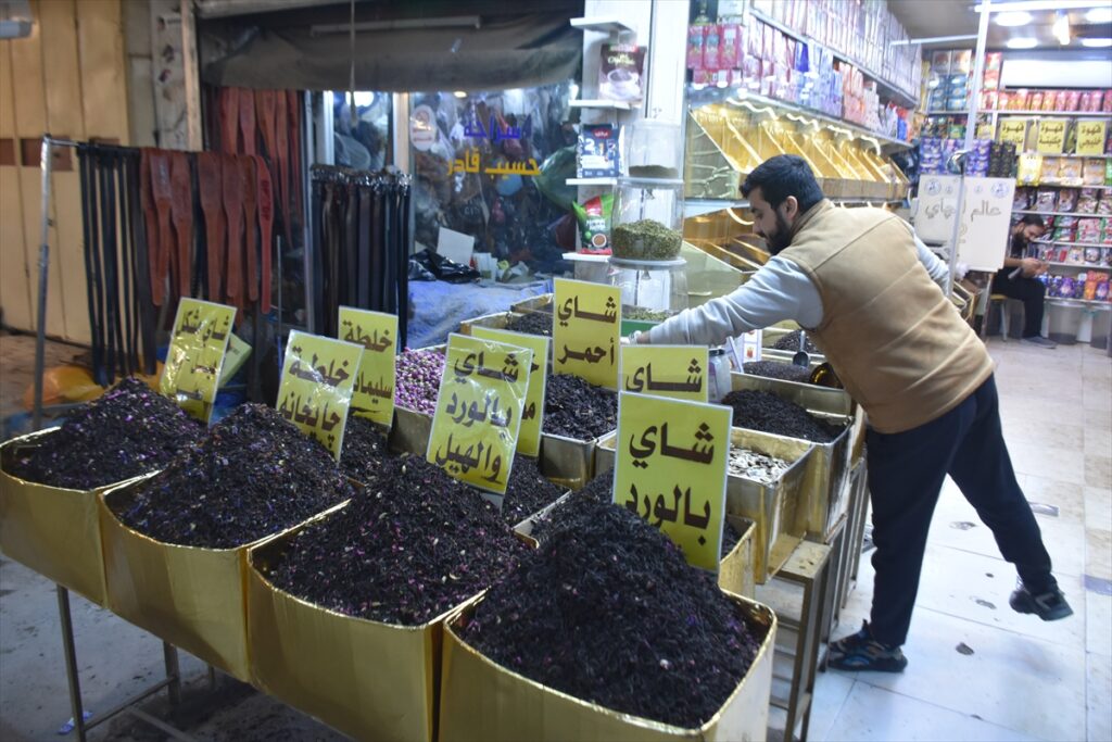 Kerkük’te Ramazan Bayramı öncesi çarşı ve pazarlar hareketlendi