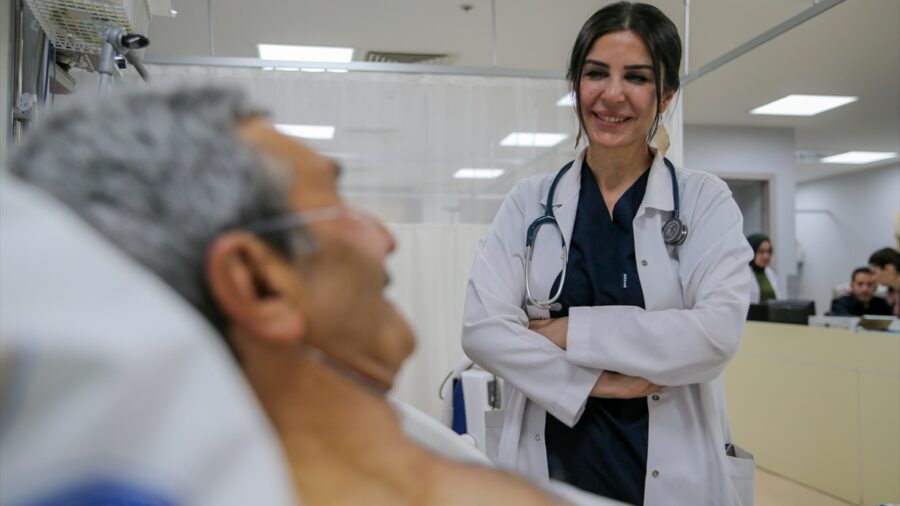 KOAH hastaları “bronkoskopik akciğer hacim küçültme sarmalı” yöntemiyle rahat nefes alıyor