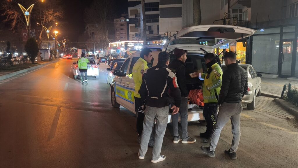 Kütahya’da otomobiliyle drift yapan sürücüye 140 bin lira ceza kesildi