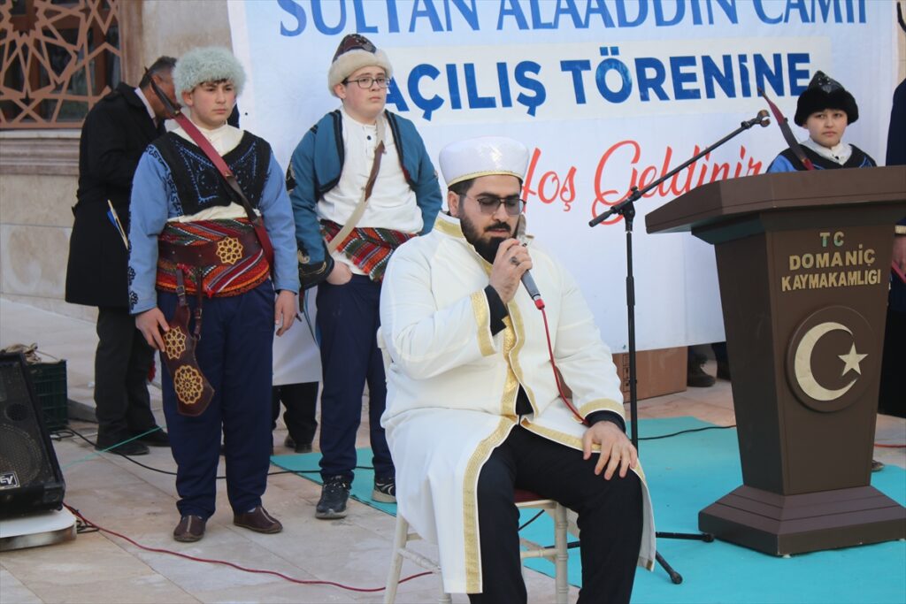 Kütahya’da Sultan Alaaddin Camisi ibadete açıldı