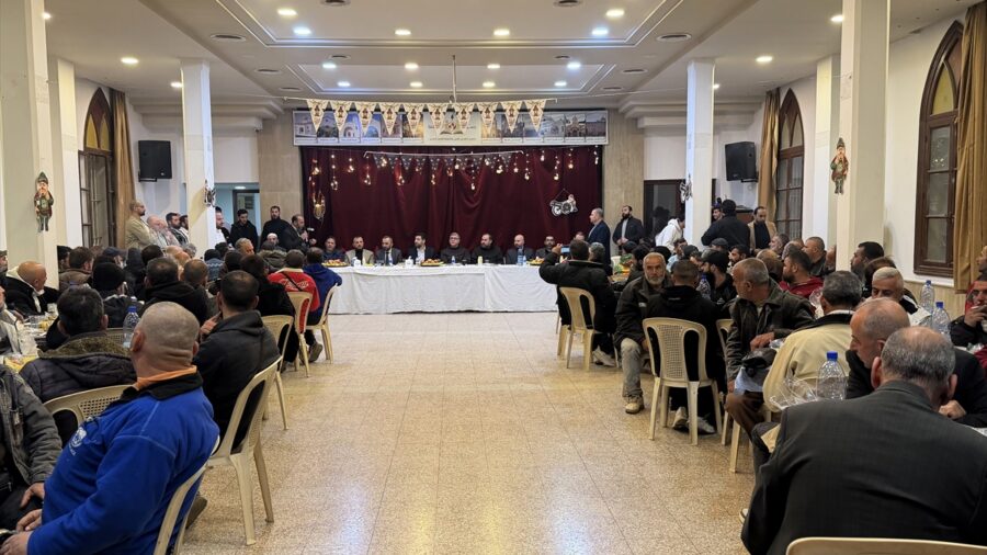 Lazkiye’de Kutsal İsa Kilisesi’nde temizlik çalışanları onuruna iftar programı düzenlendi