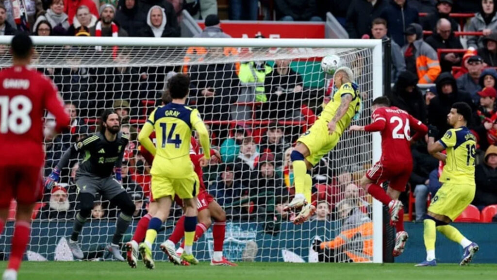 Liverpool Ve Tottenham Berabere Kaldı: 1-1