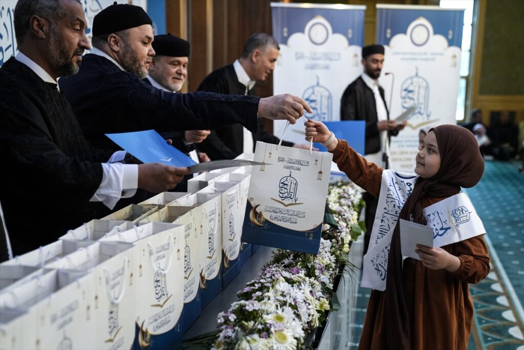 Libya’nın Ankara Büyükelçiliğince Kur’an-ı Kerim Hafızlık ve Tecvid Yarışması ödül töreni düzenlendi