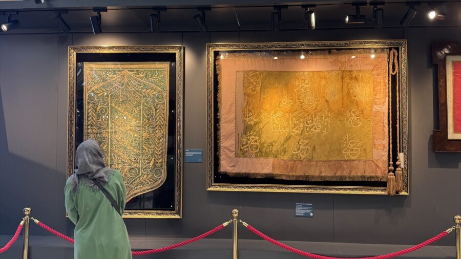 Malatya’da “Kutsal Emanetler ve Vakıf Eserleri Sergisi” açıldı