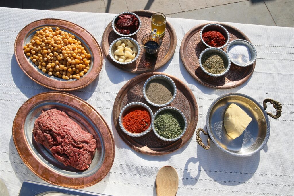 MEMLEKET SOFRASI – Ekşili aya sulusu