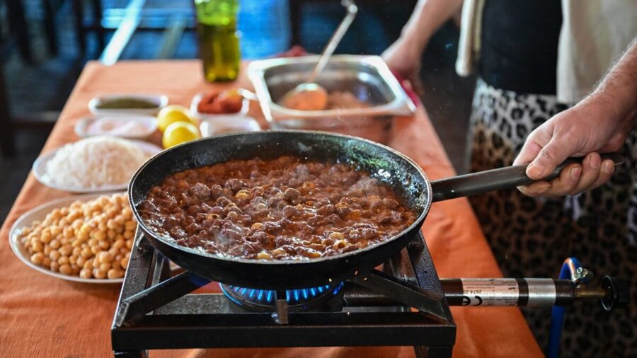 MEMLEKET SOFRASI – Gülüklü çorba