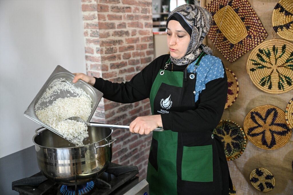 MEMLEKET SOFRASI – Hatay tuzlu yoğurt çorbası