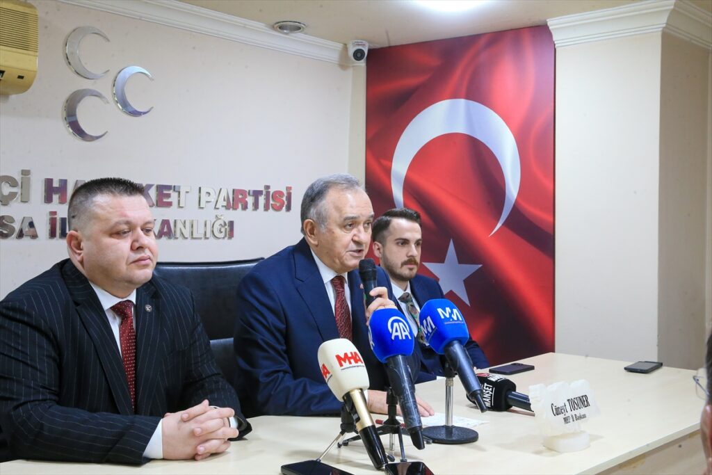 MHP Grup Başkanvekili Akçay, Manisa’da bayramlaşma programında konuştu: