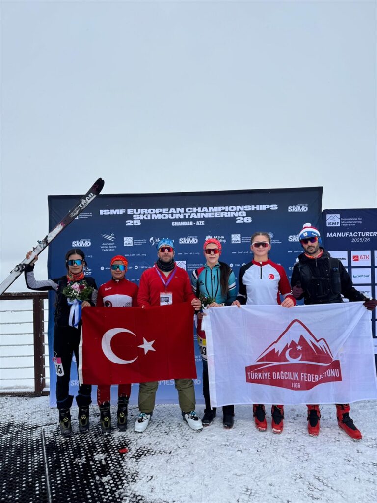 Milli dağcılar Azerbaycan’da 3 madalya kazandı