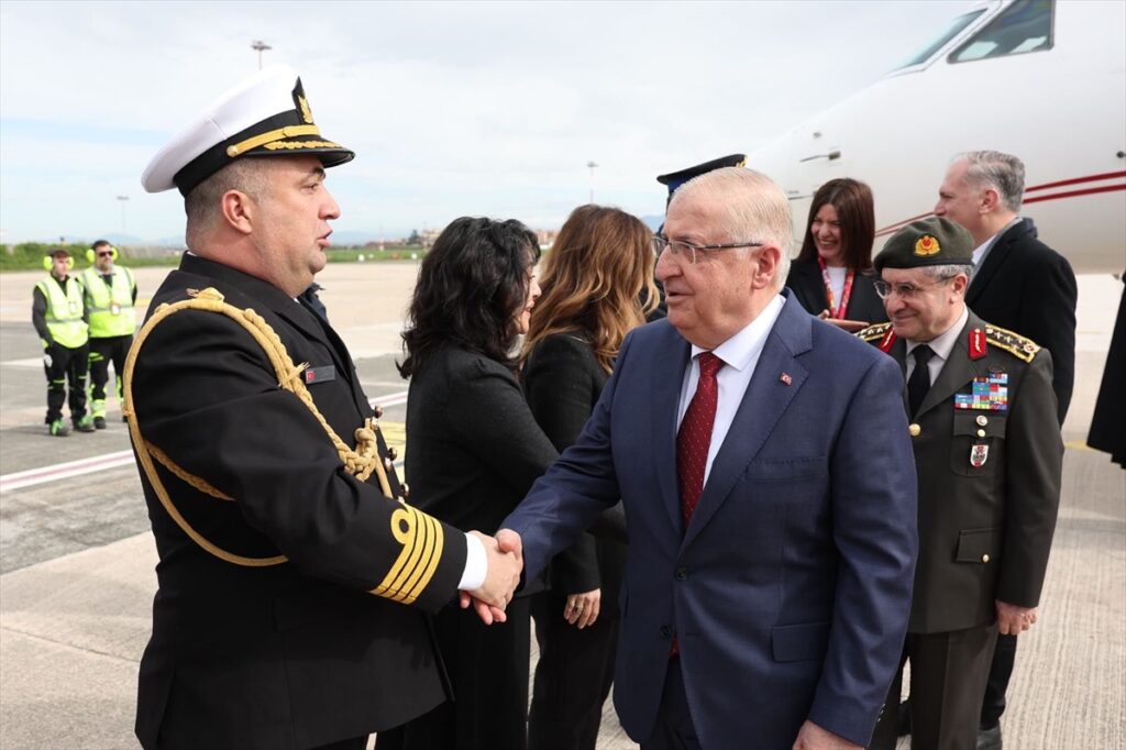 Milli Savunma Bakanı Güler, İtalya’ya gitti