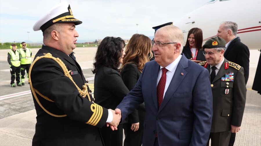 Milli Savunma Bakanı Güler, İtalya’ya gitti