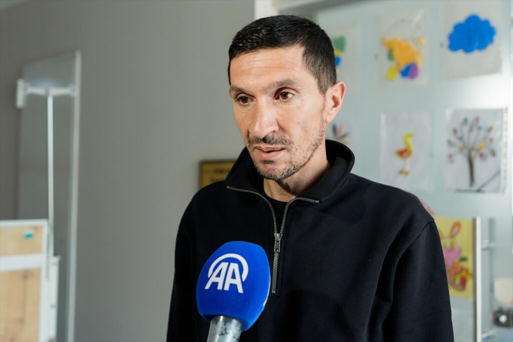 Muş’ta hemolitik anemi tanısı konan 3 yaşındaki çocuk, ambulans uçakla getirildiği Ankara’da iyileşti