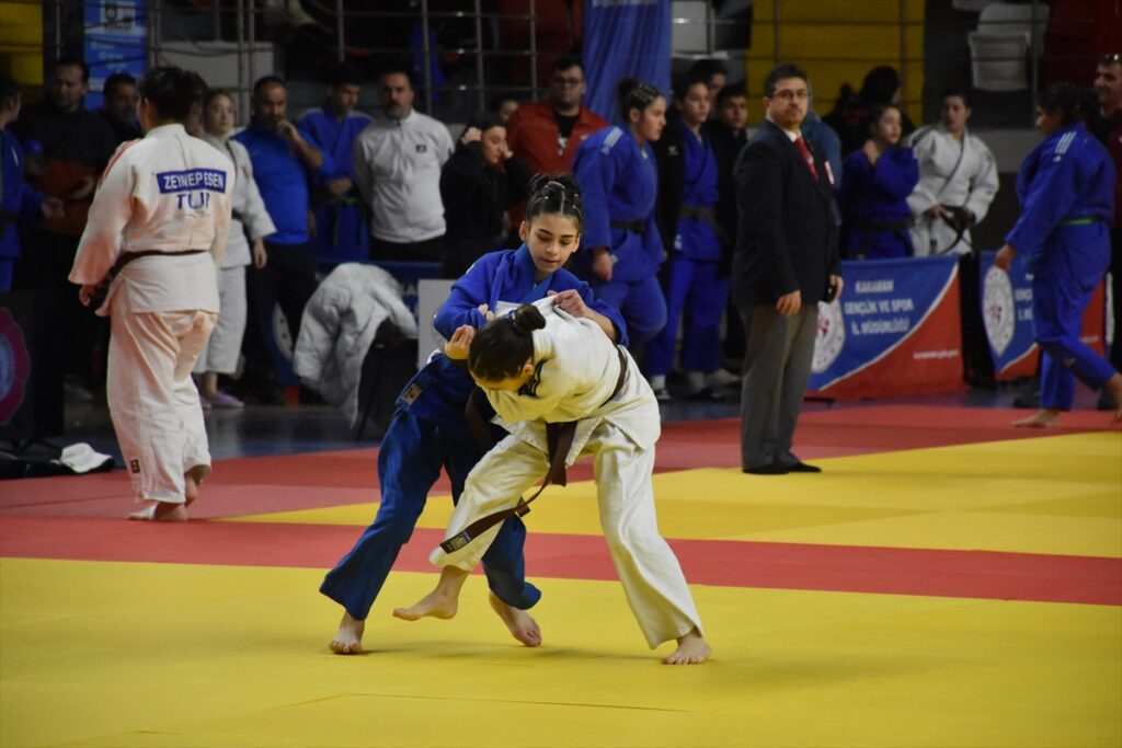 Okul Sporları Yıldızlar Judo Türkiye Birinciliği müsabakaları, Karaman’da başladı