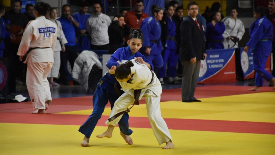Okul Sporları Yıldızlar Judo Türkiye Birinciliği müsabakaları, Karaman’da başladı