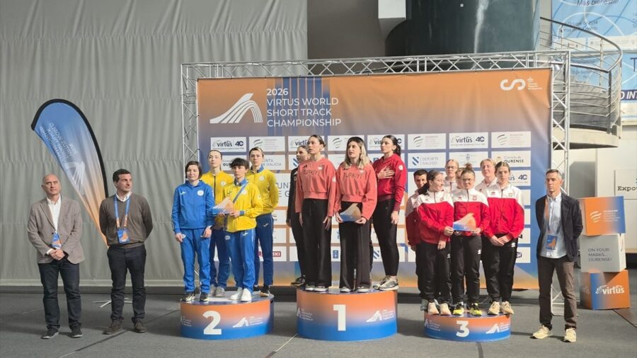 Özel milli kadın atletler, İspanya’da takım halinde dünya şampiyonu oldu