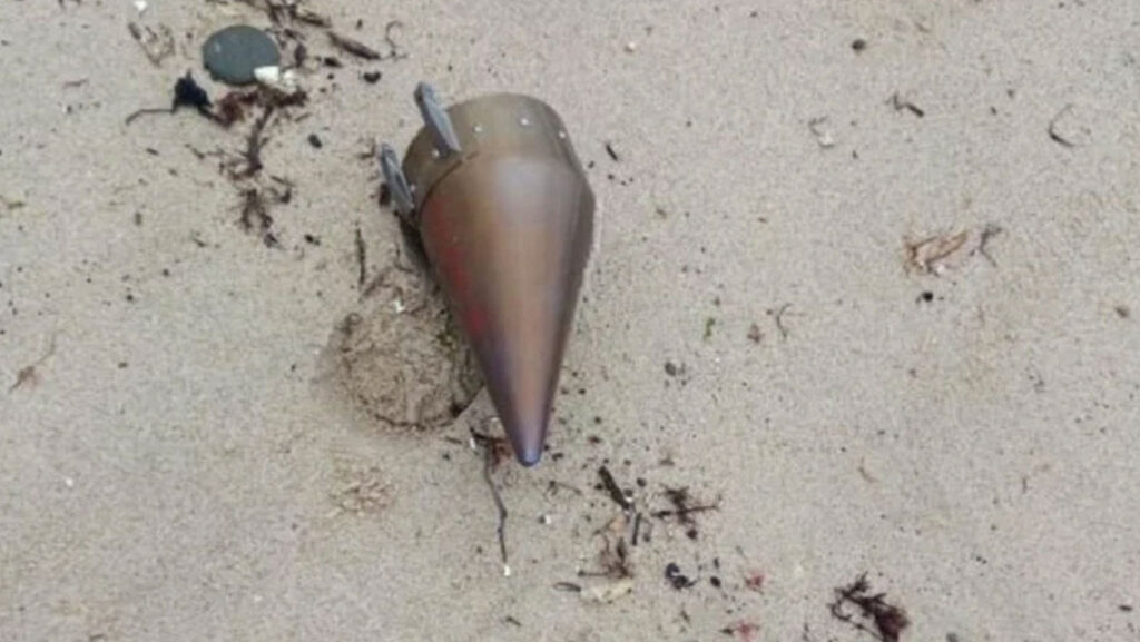 İstanbul Çatalca’da Füze Başlığı Kumsala Vurdu