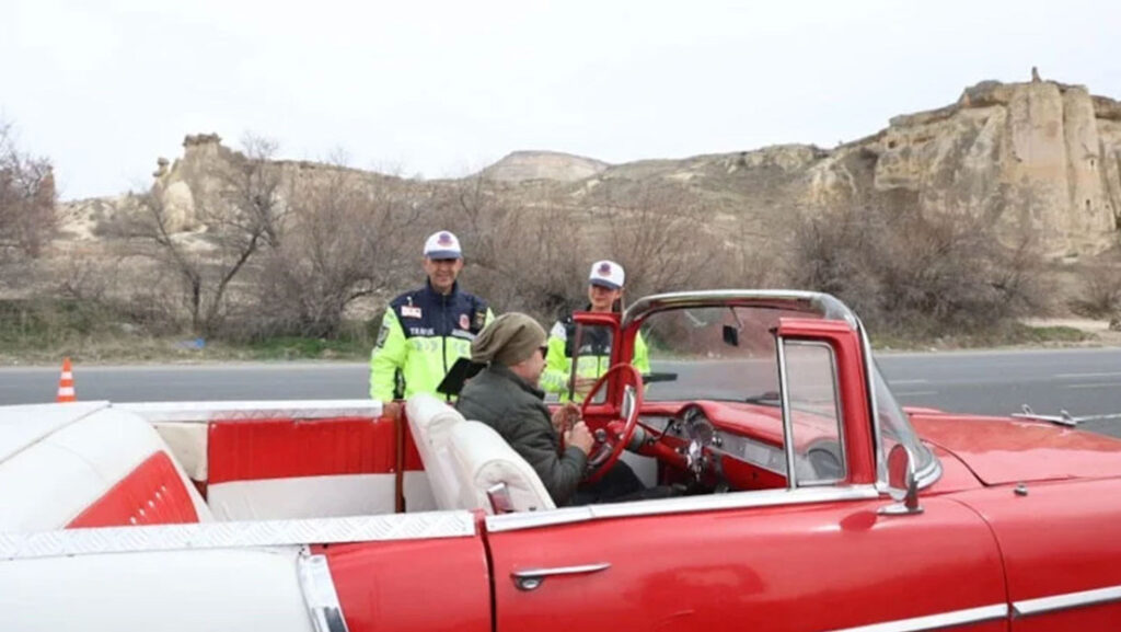 Kapadokya’da Jandarmadan Bayram İçin Sıcak Karşılama