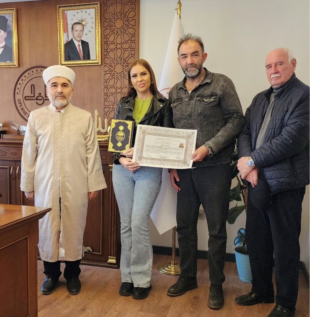 Rus Alena Knaub, Eskişehir’de Müslüman oldu