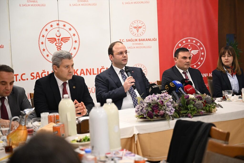 Sağlık muhabirleri İstanbul İl Sağlık Müdürlüğünün iftarında buluştu