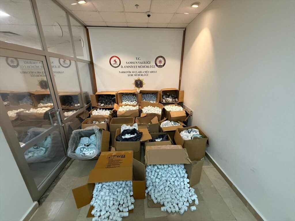 Samsun’da 421 bin 120 uyuşturucu hap ele geçirildi