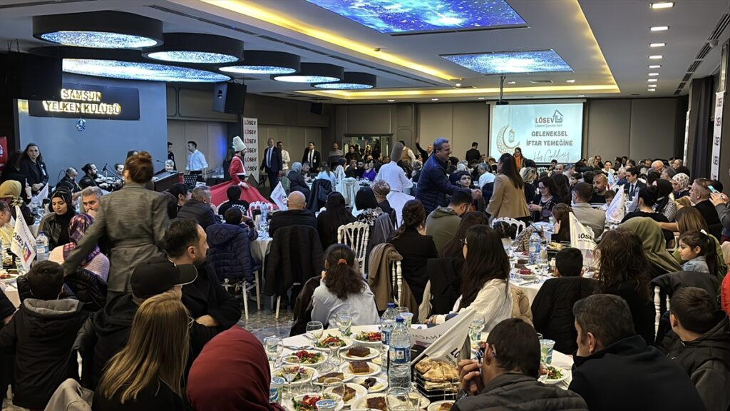 Samsun’da geleneksel LÖSEV iftarı düzenlendi