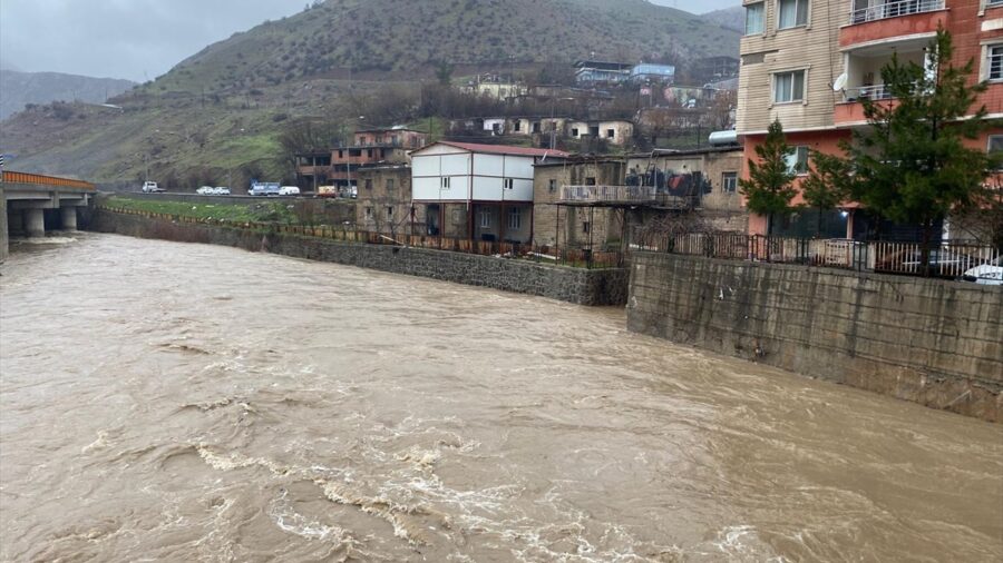 Siirt’te sağanak etkili oldu