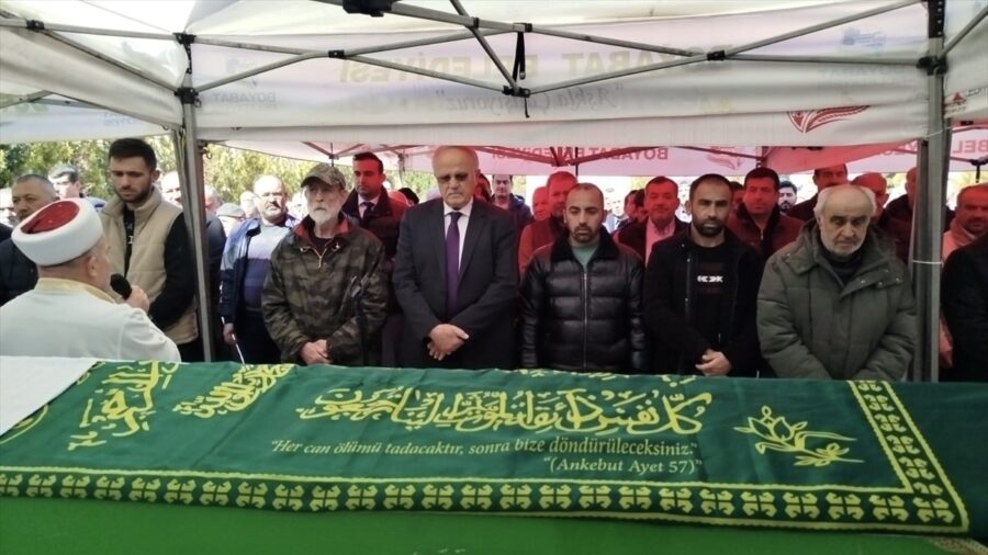 Sinop’ta kahvehanede düşerek başını beton zemine çarpan kişi öldü