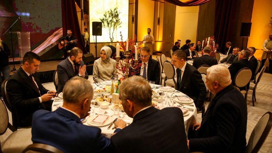 Sırbistan’ın başkenti Belgrad’da “Barış İftarı” düzenlendi