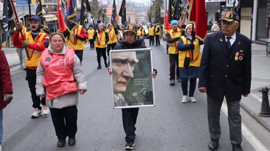 Tekirdağ’da 57 gönüllü 57. Alay’ın izinde Çanakkale yürüyüşüne uğurlandı