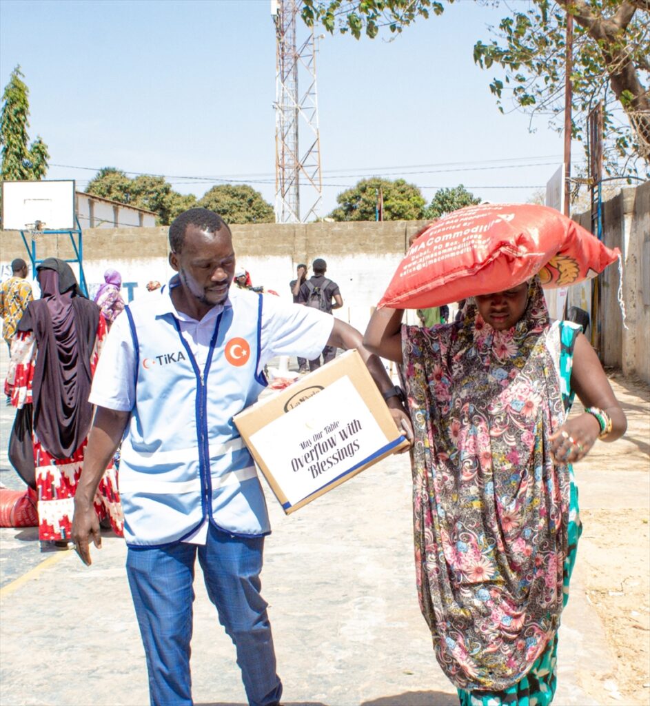 TİKA, Gambiya’da ramazanda 2 bin kişiye gıda desteği sağladı