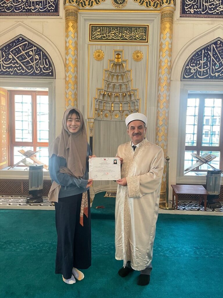 Tokyo Camisi’nde ramazanda 6 binden fazlası Japon, 20 bin kişi iftar sofralarında ağırlandı