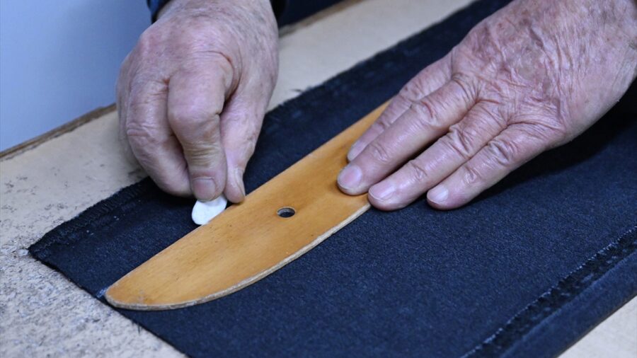 Trabzon’da terzi kardeşlerin ömrü dikiş makinesinin başında geçti