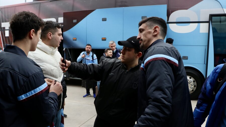 Trabzonspor, İstanbul’a gitti
