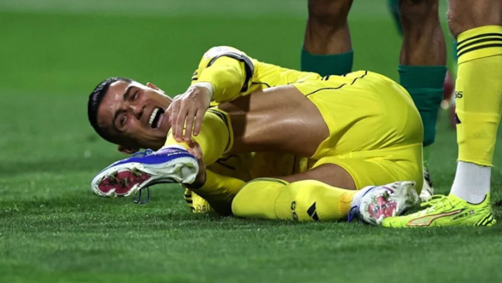 Cristiano Ronaldo Maçı Tamamlayamadı Sakatlık Tehdidiyle Karşılaştı