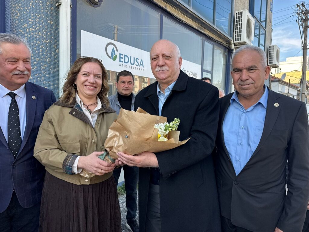 TZOB Genel Başkanı Bayraktar, Aydın’da taşkınlardan etkilenen tarım alanlarını inceledi