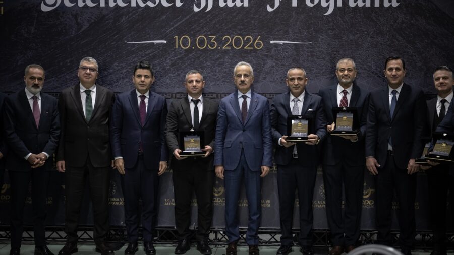 Ulaştırma ve Altyapı Bakanı Uraloğlu, TCDD Taşımacılık’ın iftar programında konuştu: