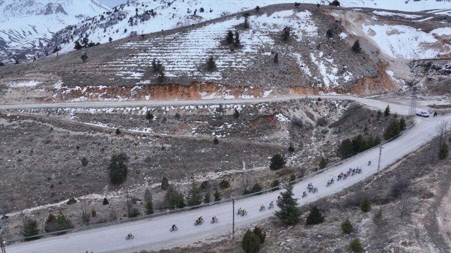 Uluslararası Antalya Bisiklet Turu, Antalya’da sürüyor