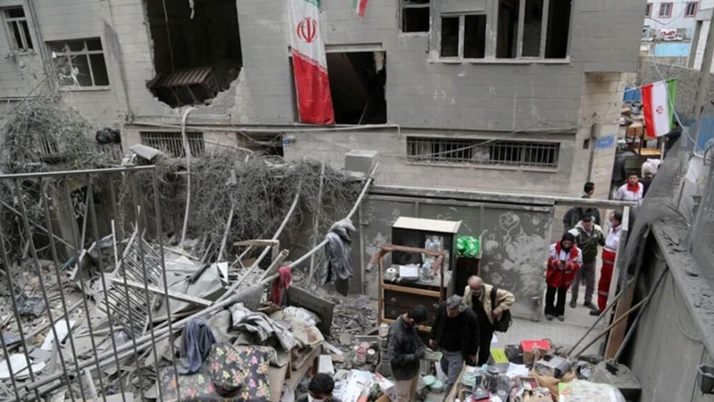 Tahran’ın Güneyinde Saldırıların Ardından Yıkım Görüntüleri