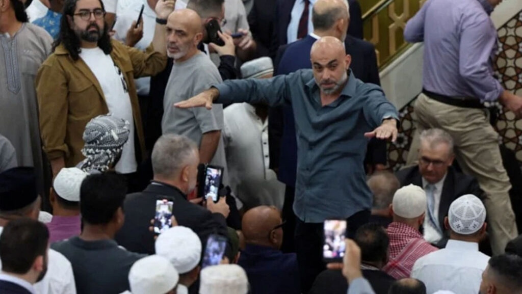 Avustralya Başbakanı Albanese Camide Protesto Edildi