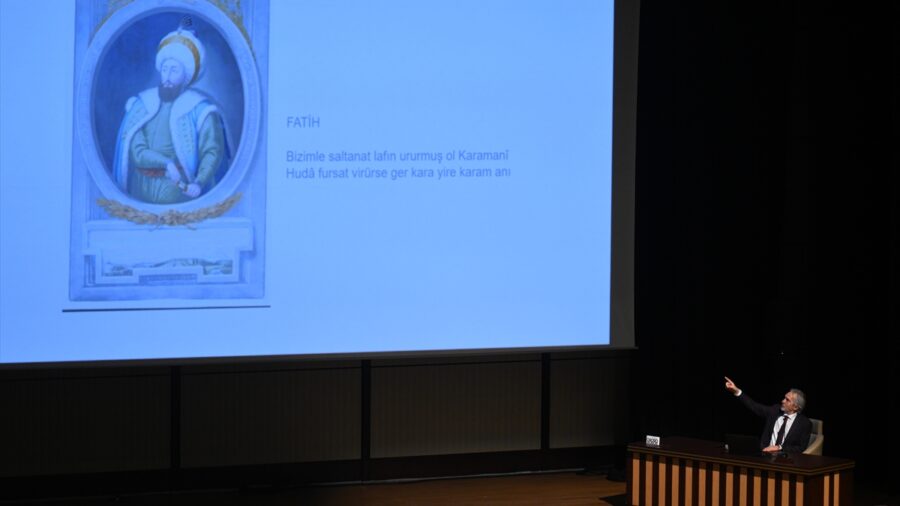 Yazar İskender Pala “Külliye’de Ramazan” etkinlikleri kapsamında konferans verdi: