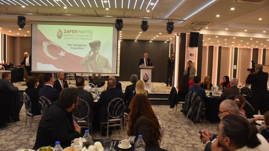 Zafer Partisi Genel Başkanı Özdağ Adana’da partisinin iftar programına katıldı