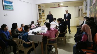 - Trabzon'da görevli 1 No'lu Erdoğdu Merkez Camisi imamı, çocukları