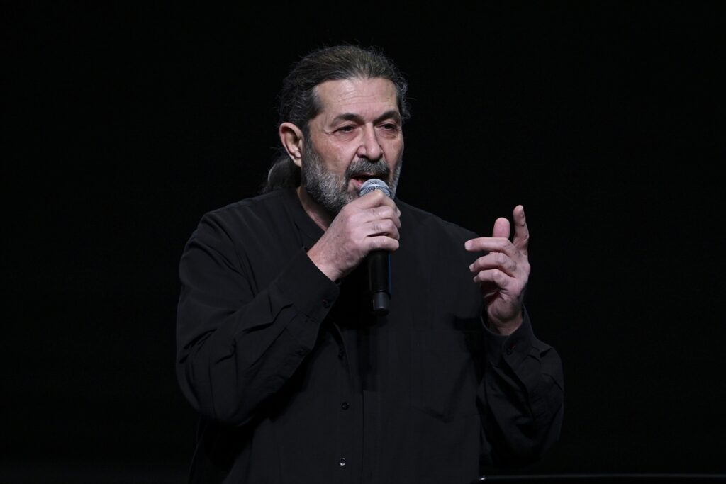 Sanatçı Hasan Sağındık “Külliye’de Ramazan” etkinliklerinde konser verdi | TurkArama Motoru | Sağlık ve Günlük Yaşam için Pratik Bilgiler