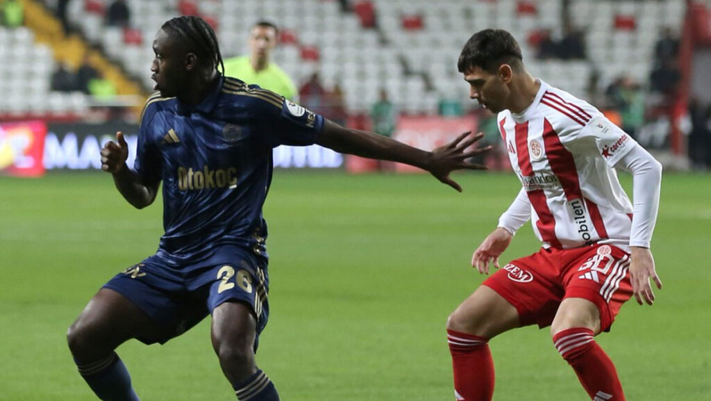 Süper Lig’de Fenerbahçe Antalya’da İki Puan Kaybetti | TurkArama Motoru | Sağlık ve Günlük Yaşam için Pratik Bilgiler