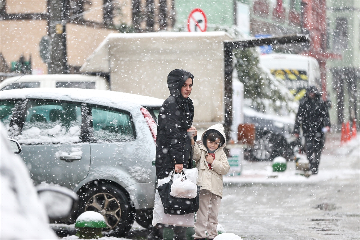 Bursa’da kar yağışı etkili oldu | TurkArama Motoru | Sağlık ve Günlük Yaşam için Pratik Bilgiler