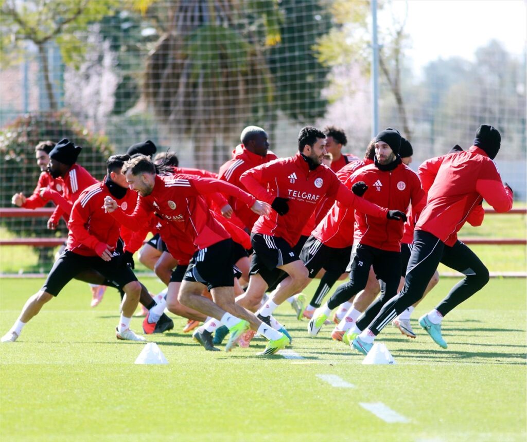 Antalyaspor, Çaykur Rizespor maçına hazır | TurkArama Motoru | Sağlık ve Günlük Yaşam için Pratik Bilgiler