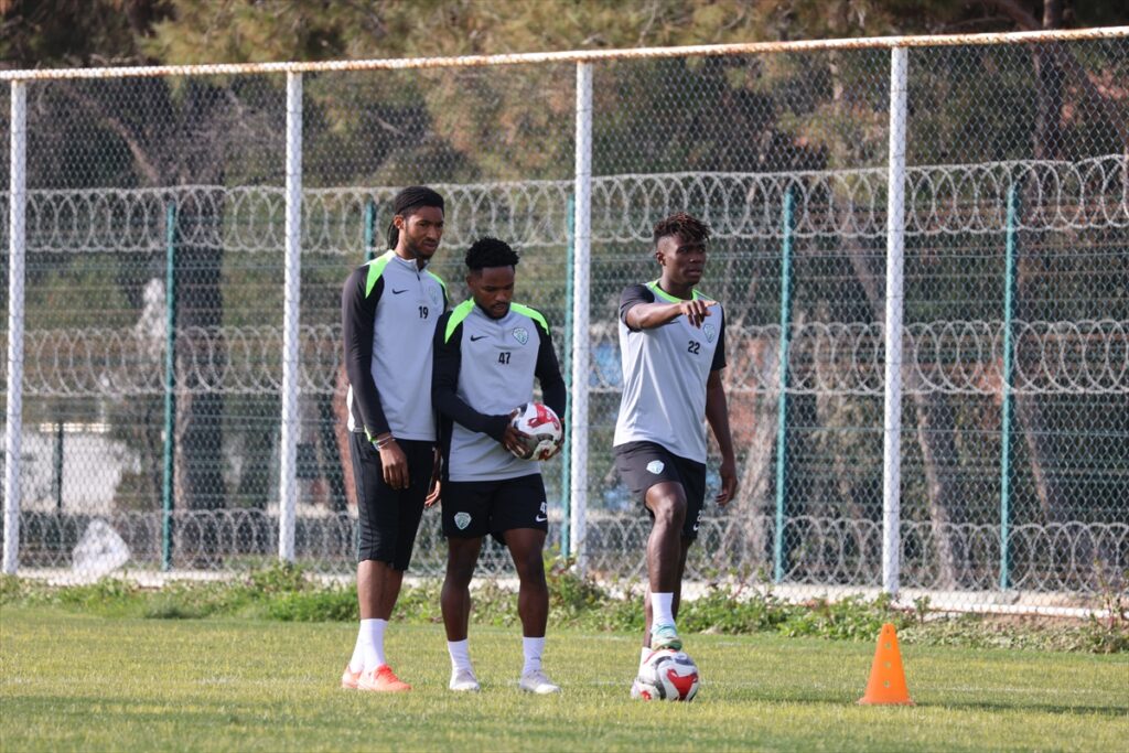 Serikspor, Amed Sportif Faaliyetler maçının hazırlıklarına başladı | TurkArama Motoru | Sağlık ve Günlük Yaşam için Pratik Bilgiler